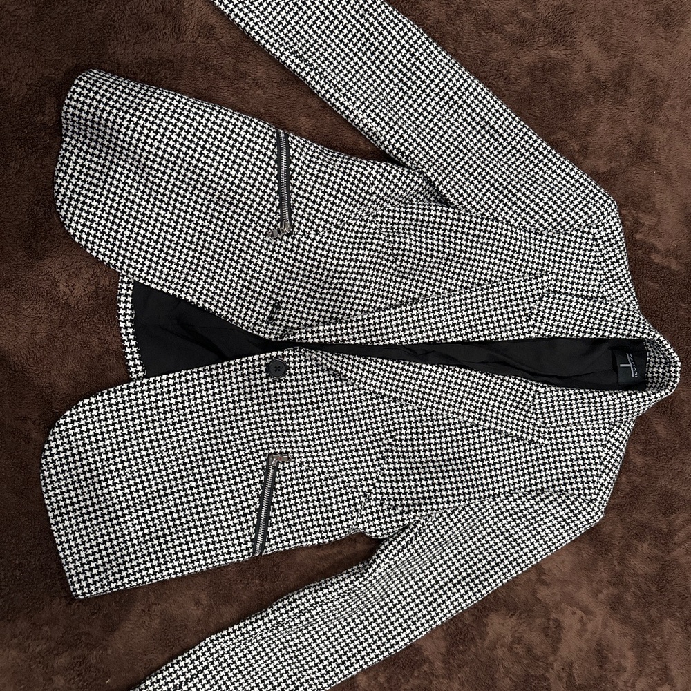 Tahari - Blazer / Jacket